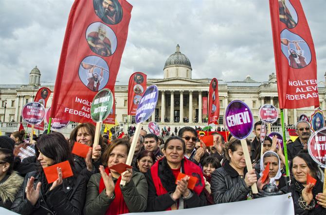 Londra Alevi Mitingi